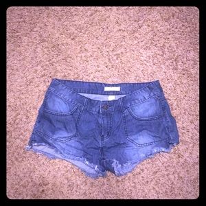 Cute jean shorts